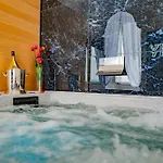 Pama Luxury & Bed & Breakfast Napoli