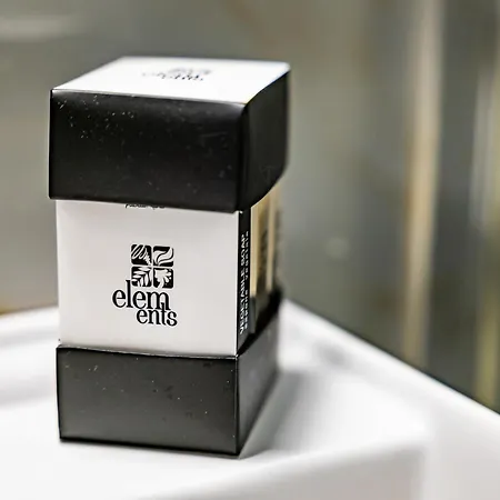 Pama Luxury & Neapol